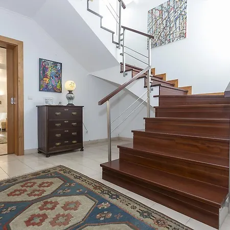 43 House Azores Pansiyon