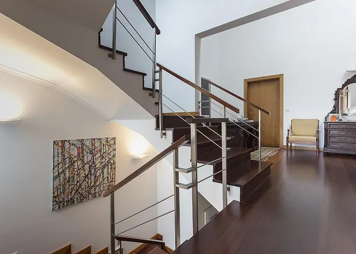 43 House Azores Homestay *